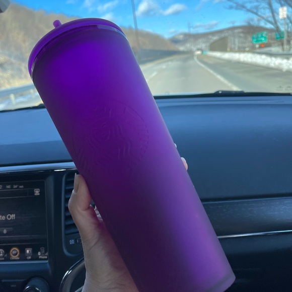 NWT 2022 release Starbucks venti 24 ounces soft touch purple tumbler - Picture 4 of 4